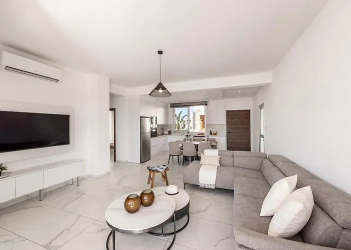 Sol E Mar 2 * Protaras