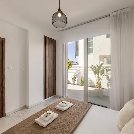فيلة Sol E Mar 2 بروتاراس